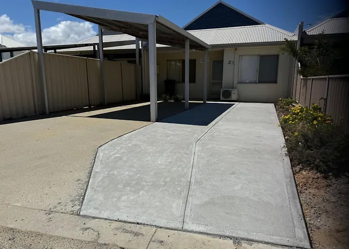 Unit 23 Seafront Estate